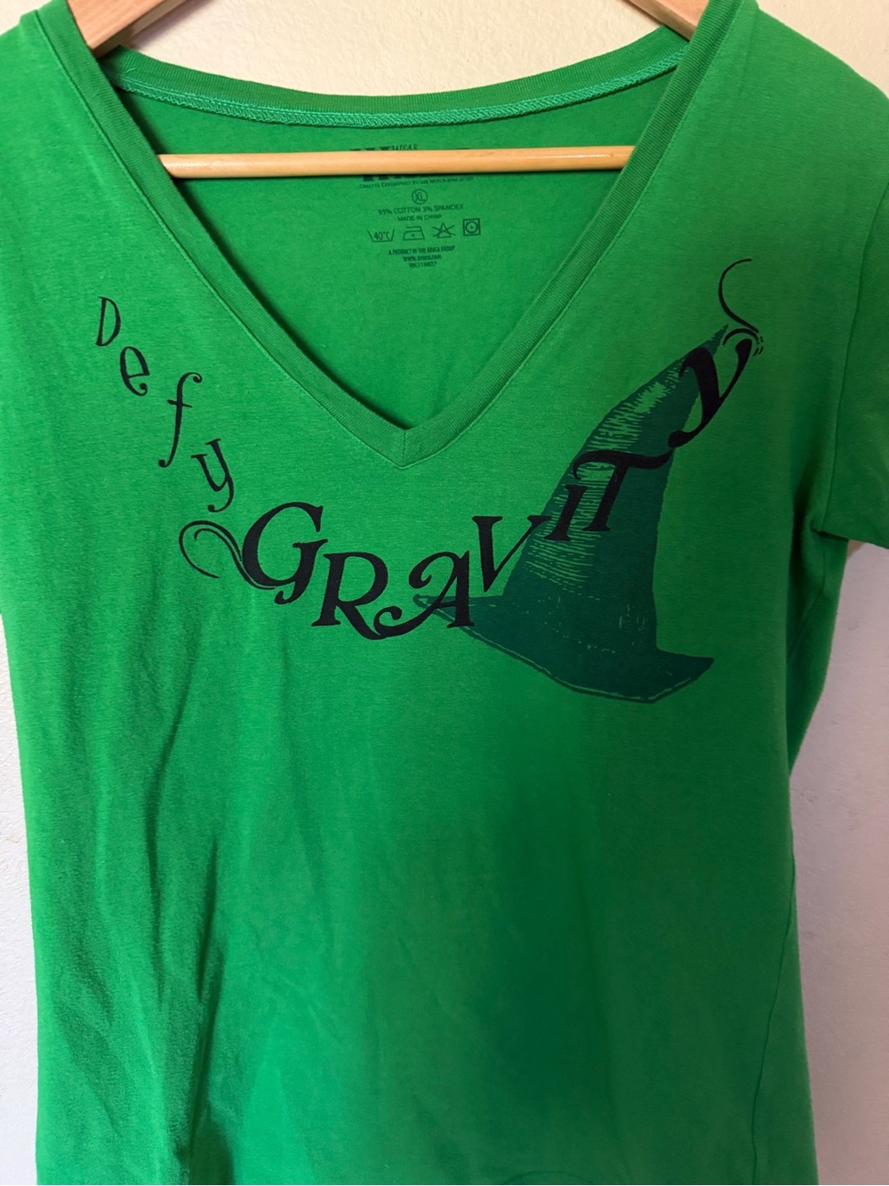 Wicked Women's Short Sleeve Green Tee size XL - Picture 7 of 7